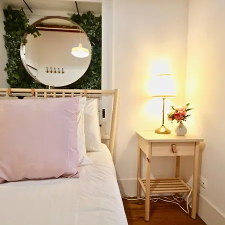 Akicity Alfama Azure Apartment