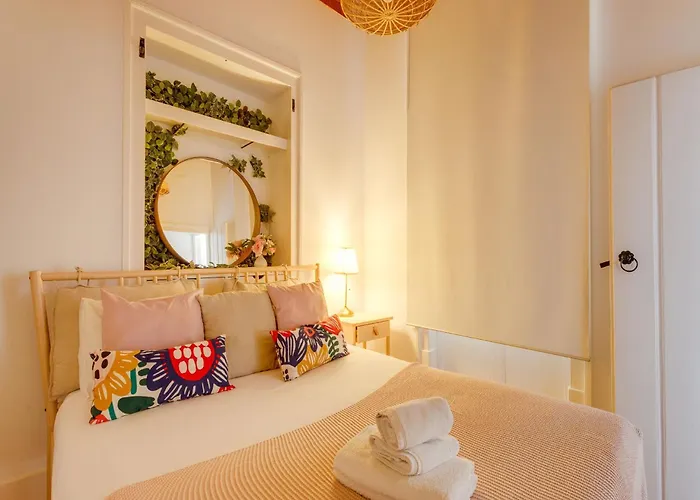 Akicity Alfama Azure Lisboa